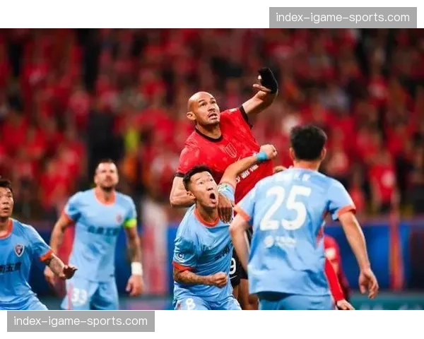 成都蓉城2-1逆转云南玉昆，索罗金费利佩建功助球队豪取四连胜